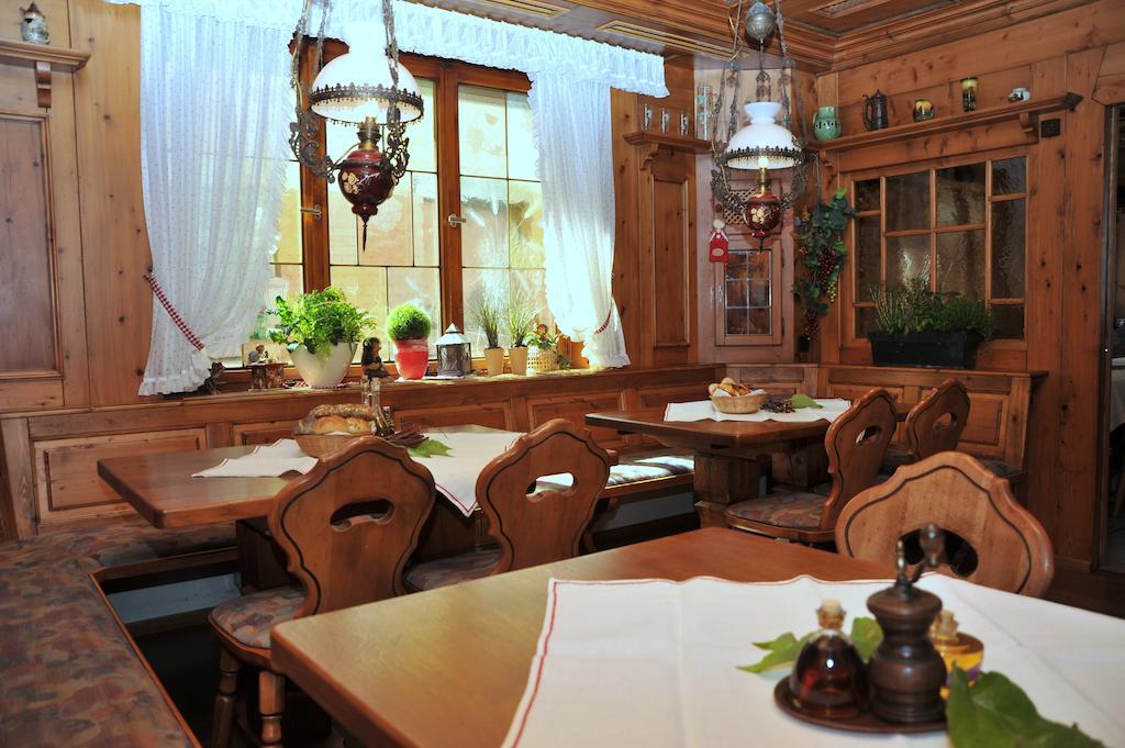 Loewen Hotel & Restaurant فندلينغن آم نيكار المظهر الخارجي الصورة